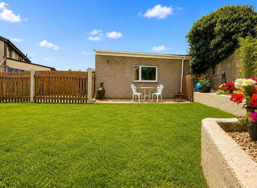 243 Ardan View, Tullamore, R35CD00