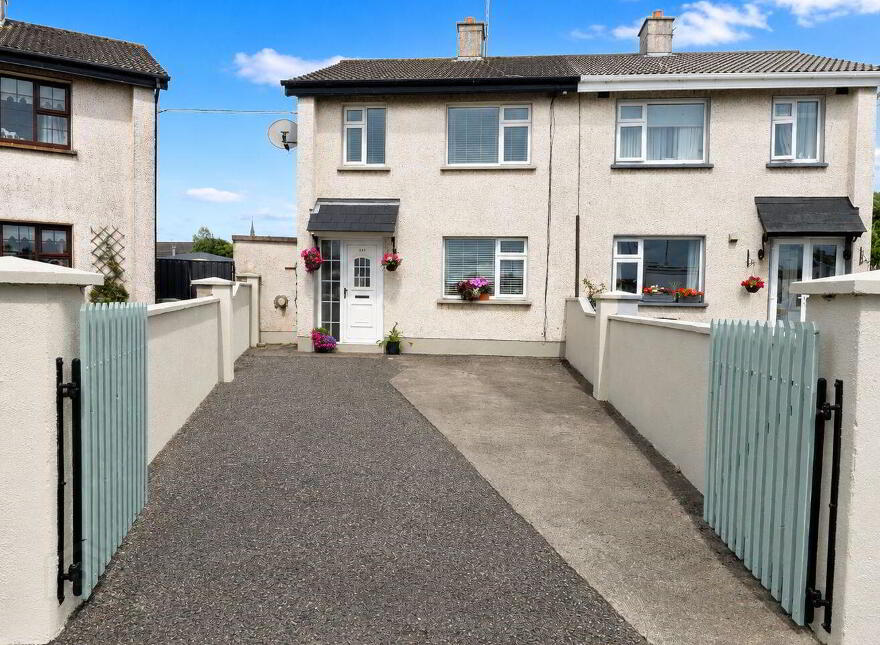243 Ardan View, Tullamore, R35CD00