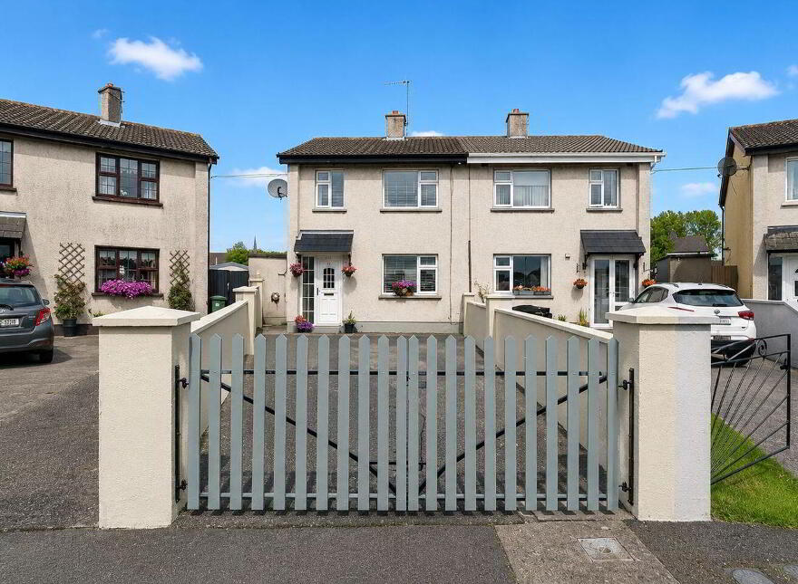 243 Ardan View, Tullamore, R35CD00
