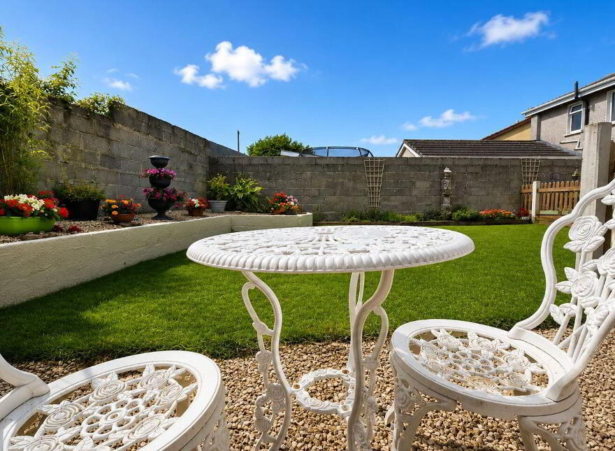 243 Ardan View, Tullamore, R35CD00