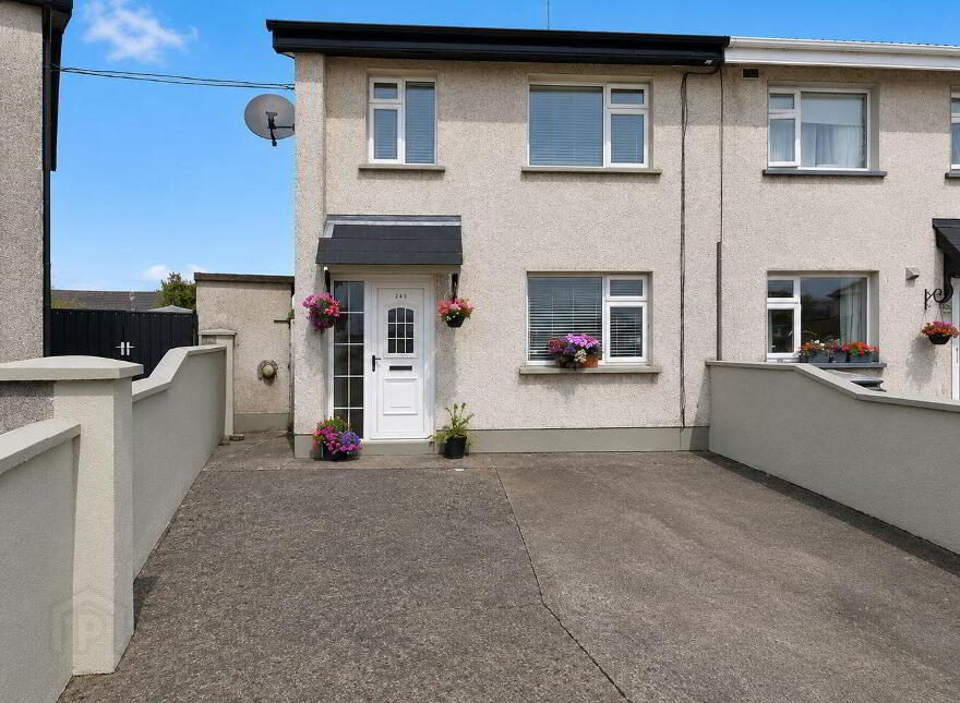 243 Ardan View, Tullamore, R35CD00