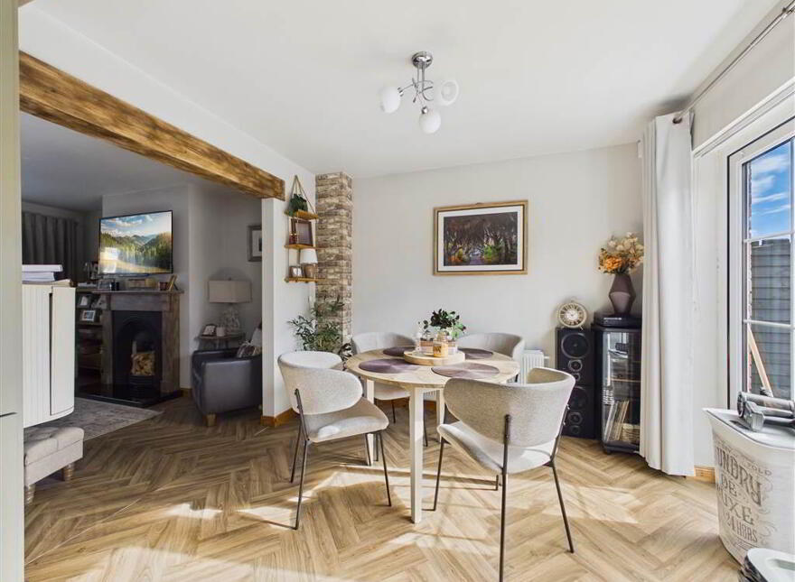 43 Mount Eagles Way, Belfast, BT17 0WT