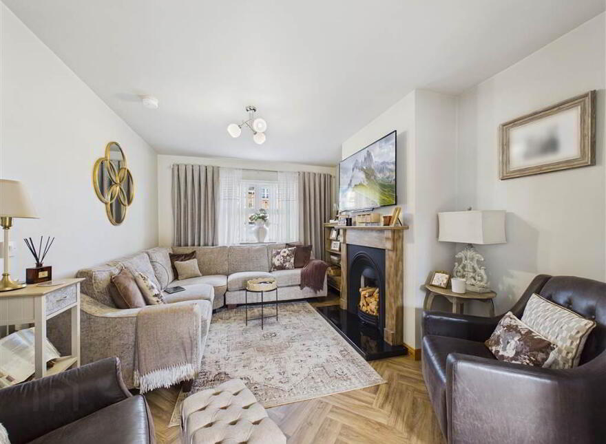 43 Mount Eagles Way, Belfast, BT17 0WT