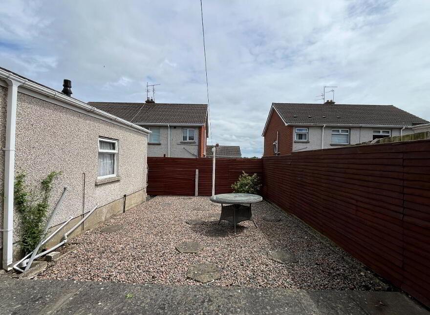 73 Wood Lane, Lurgan, BT66 7EL
