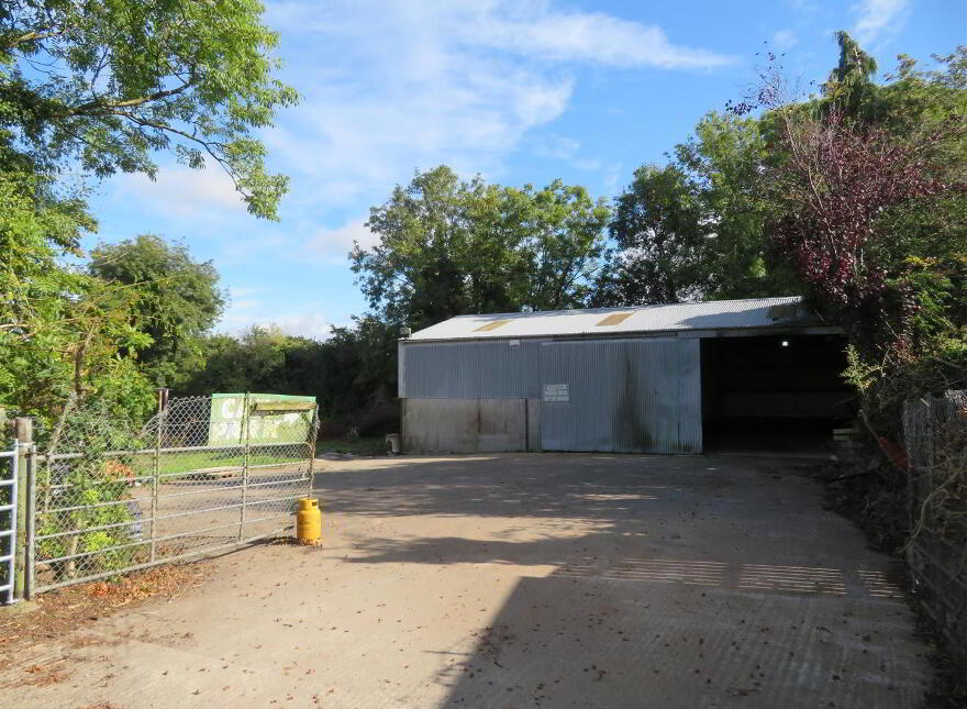 Builders Yard, Mill Hill, Waringstown