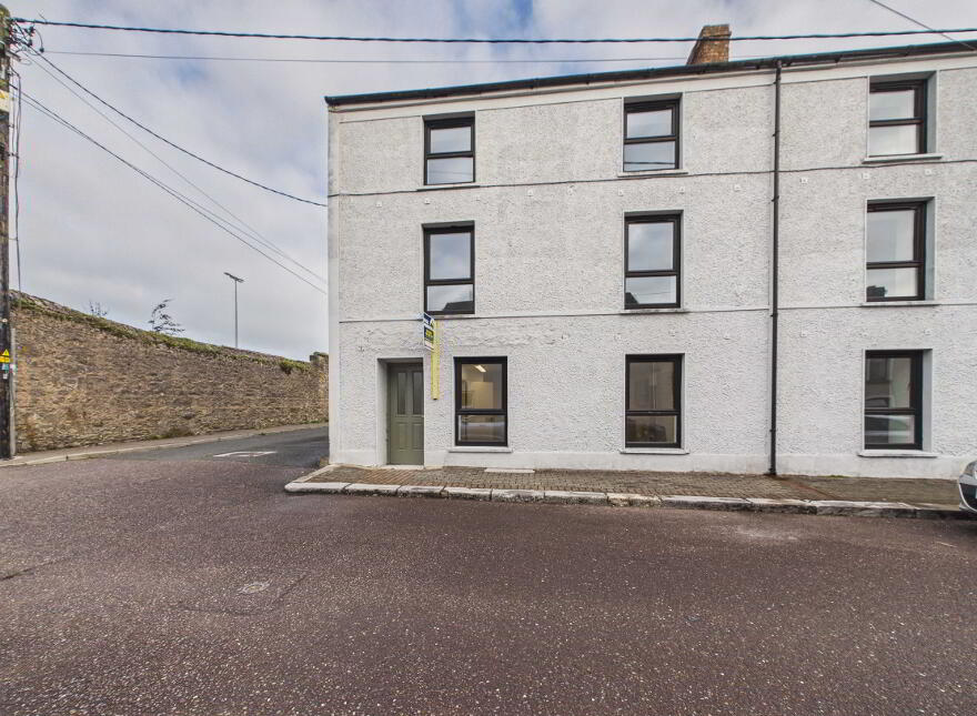 16a Bridget Street, Fermoy, P61T853