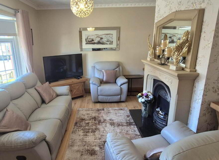 80 Circular Road, Creggan, Derry, BT48 9QZ