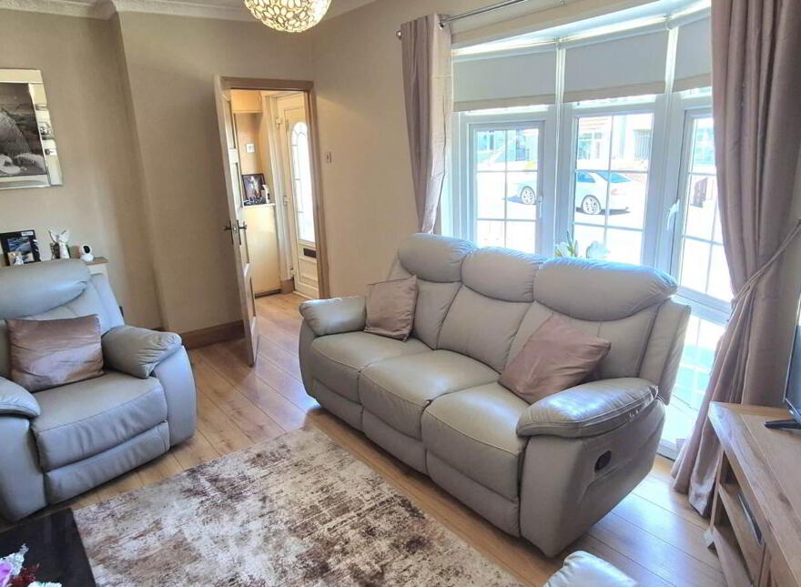 80 Circular Road, Creggan, Derry, BT48 9QZ