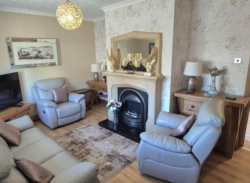 80 Circular Road, Creggan, Derry, BT48 9QZ