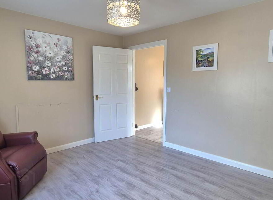80 Circular Road, Creggan, Derry, BT48 9QZ