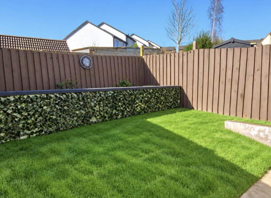 80 Circular Road, Creggan, Derry, BT48 9QZ
