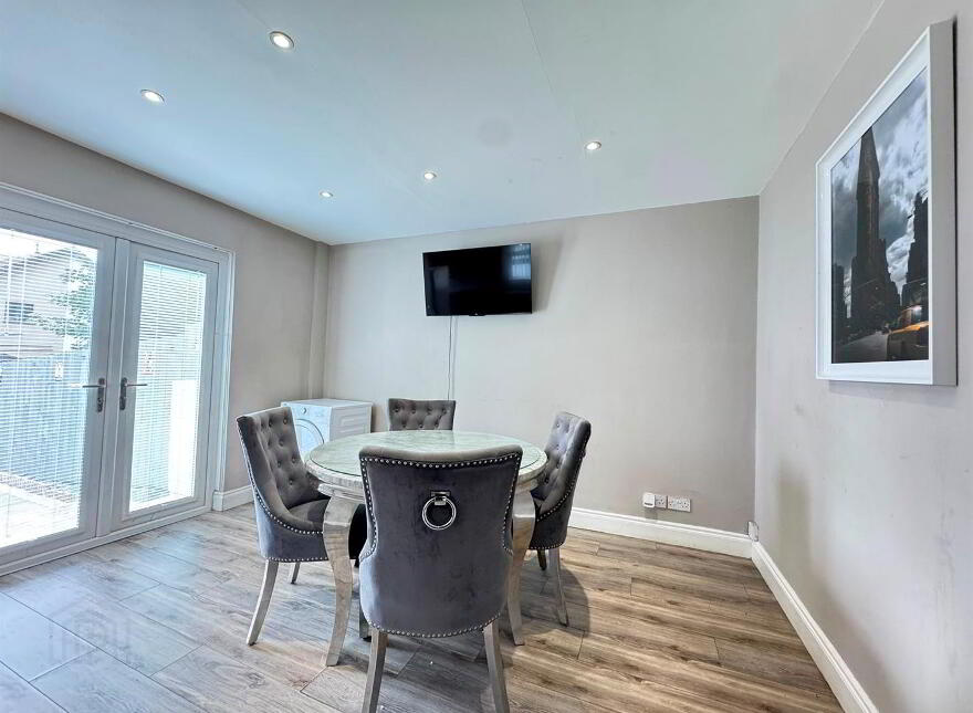 2 Whitewell Parade, Off Whitewell Road, Newtownabbey, BT36 7HN