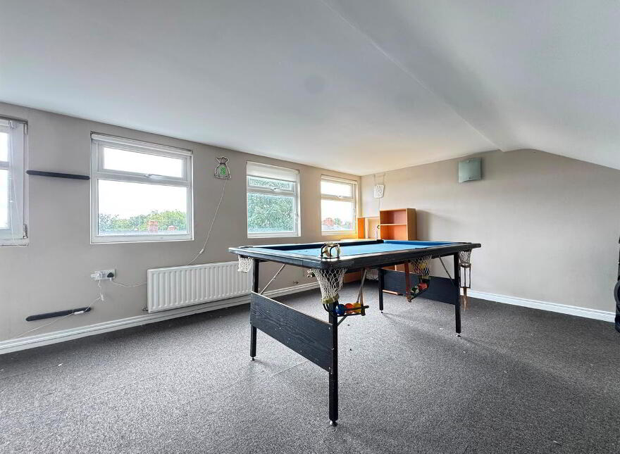 2 Whitewell Parade, Off Whitewell Road, Newtownabbey, BT36 7HN