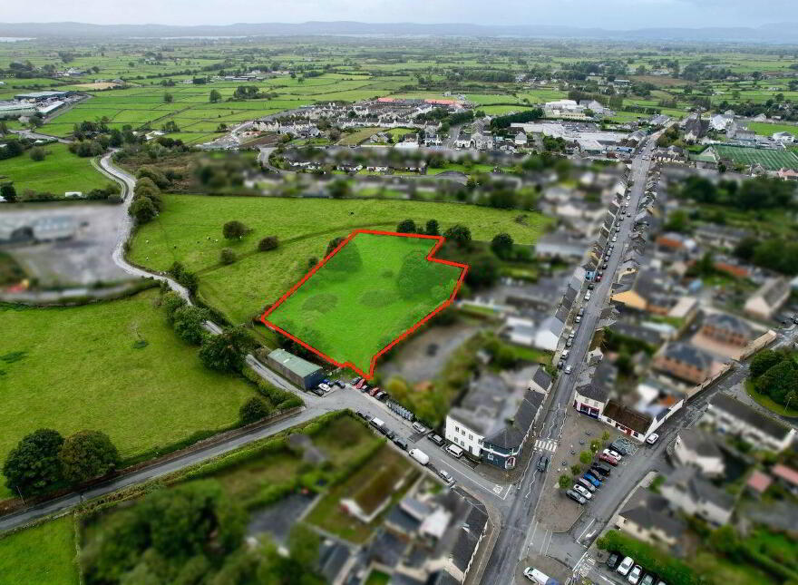 Main Street, Headford