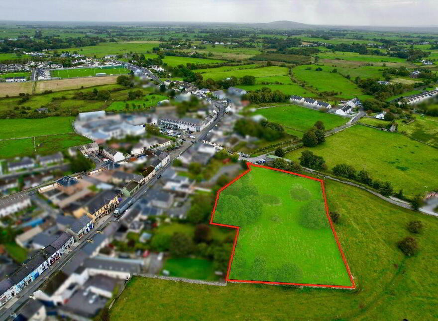 Main Street, Headford