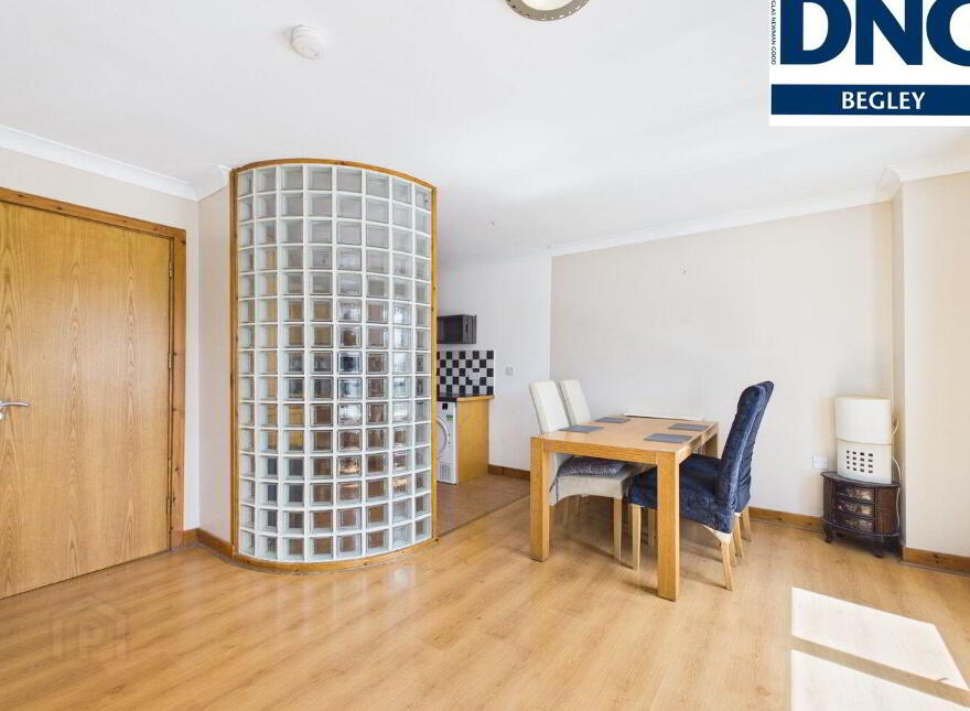 6 Whitcroft Court, Church Street, Moate, N37YP58
