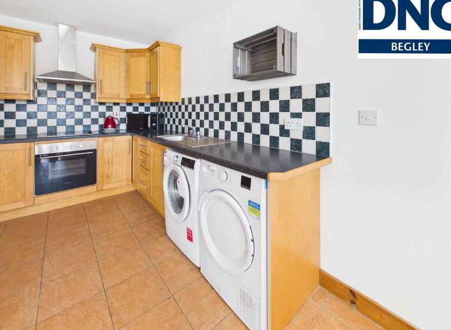 6 Whitcroft Court, Church Street, Moate, N37YP58