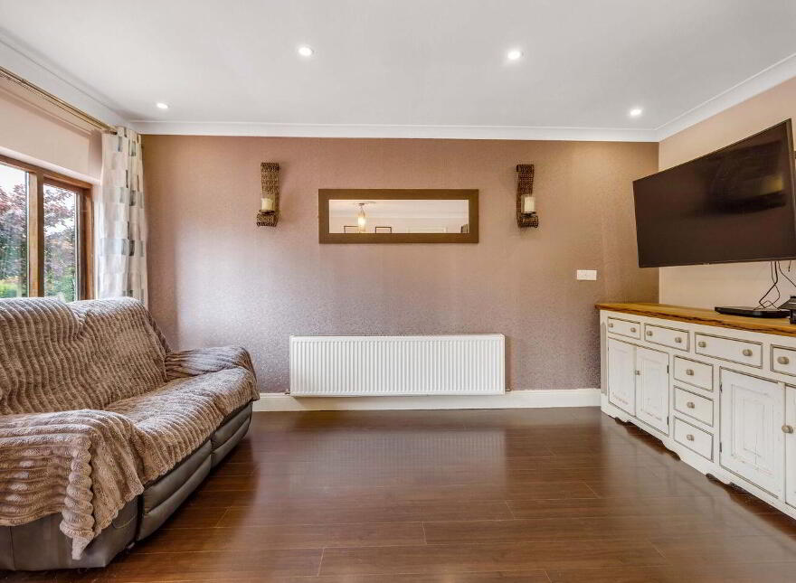 33 Ledwidge Hall, Slane, C15A447