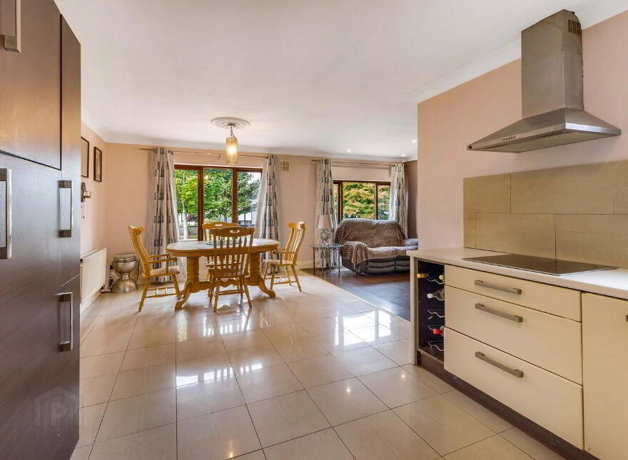 33 Ledwidge Hall, Slane, C15A447