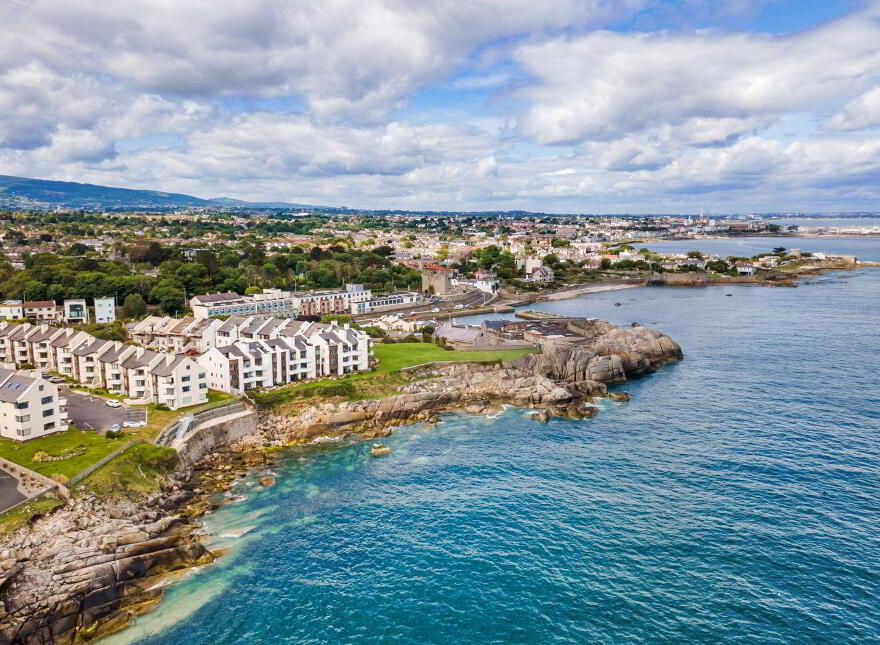 2 Inishowen,, Pilot View, Harbour Road, Dalkey, A96XH32