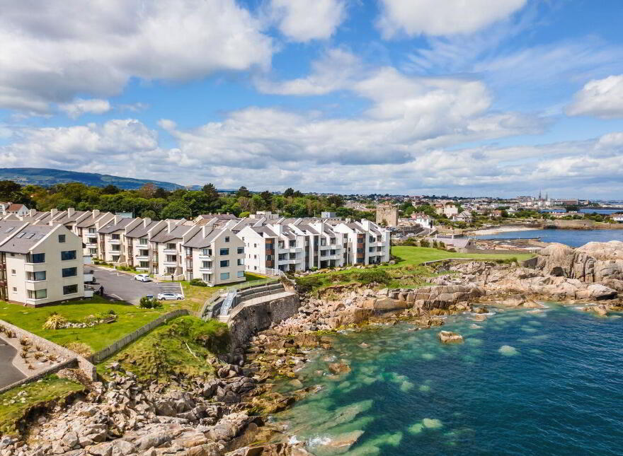 2 Inishowen,, Pilot View, Harbour Road, Dalkey, A96XH32