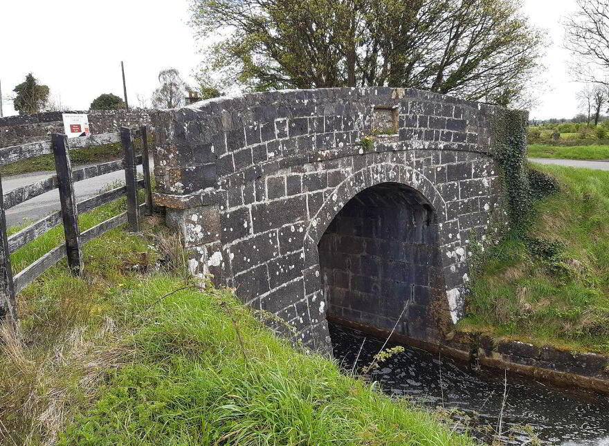 Castlegaddery, Ballynacarrigy
