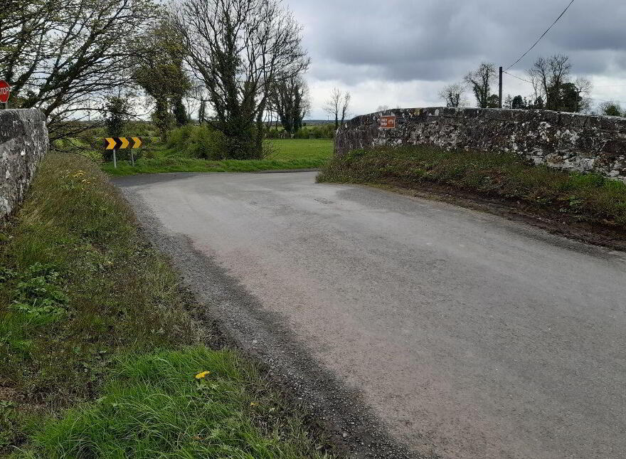 Castlegaddery, Ballynacarrigy