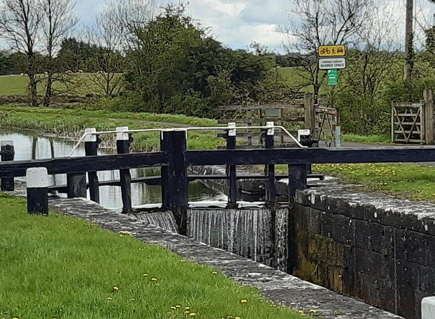 Castlegaddery, Ballynacarrigy