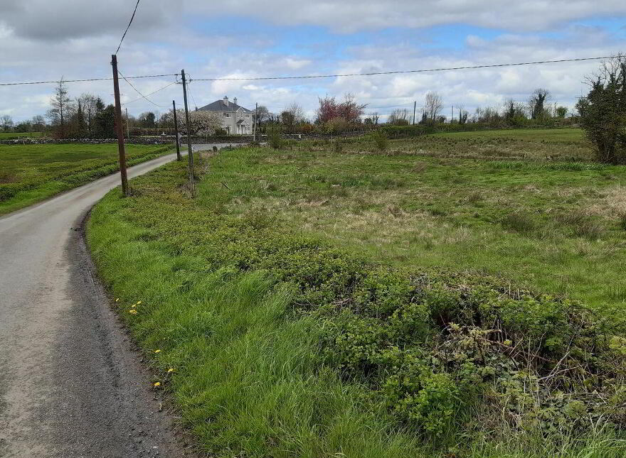 Castlegaddery, Ballynacarrigy