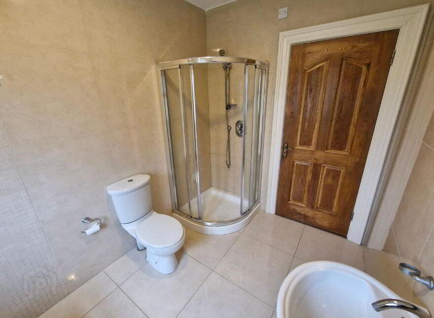 35 Thomond Lodge, Ballymahon, N39VK49