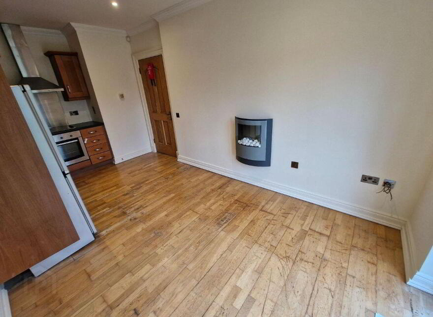 35 Thomond Lodge, Ballymahon, N39VK49