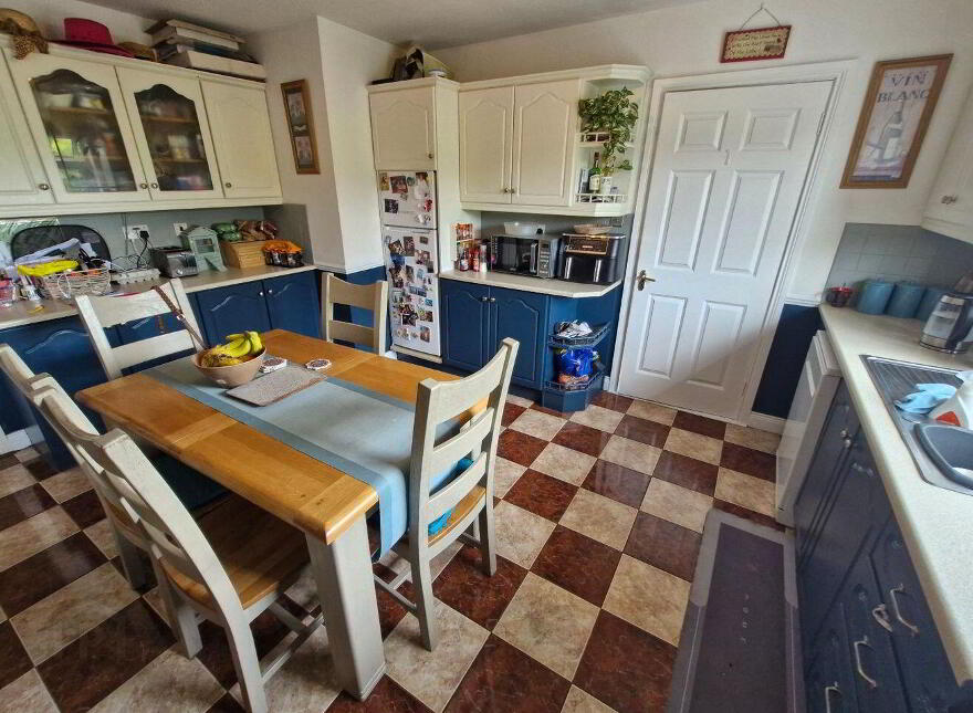 Derryhaunmore, Keenagh, N39E952