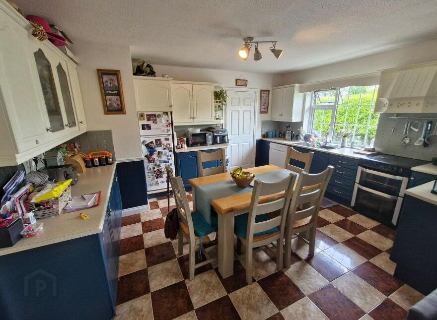 Derryhaunmore, Keenagh, N39E952