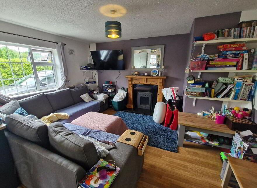 Derryhaunmore, Keenagh, N39E952