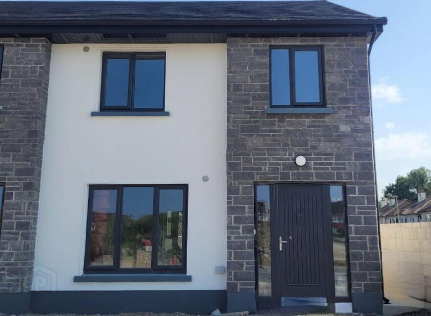 45A Lus Na Gréine, Monksland, Athlone photo