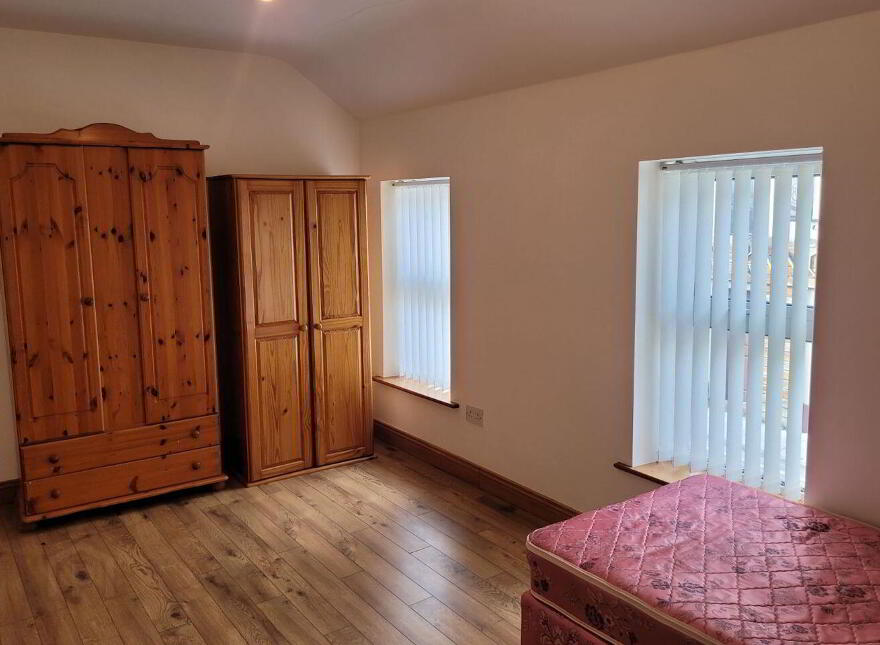 1 Vico Cottages, Sean Costello Street, Athlone, N37VA02