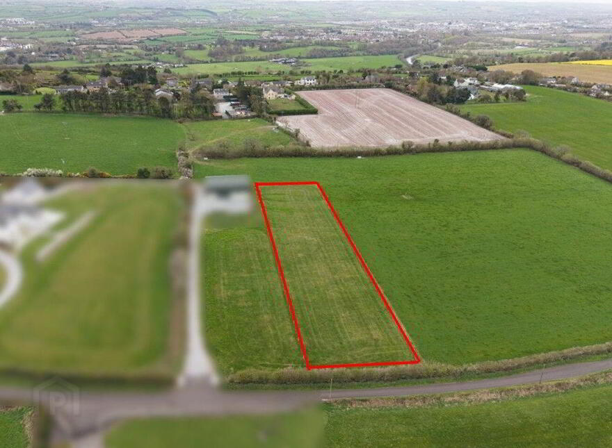 Approx, 1 Acre Site, Clogheen
