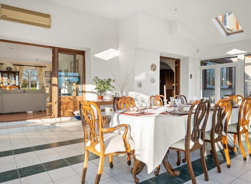 Facefield, Ballynamaul, Riverstick, P43YH51