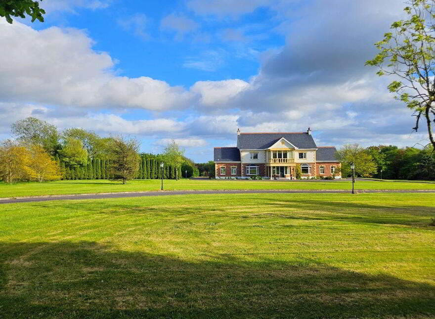 Facefield, Ballynamaul, Riverstick, P43YH51
