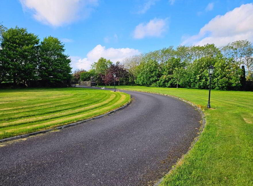 Facefield, Ballynamaul, Riverstick, P43YH51