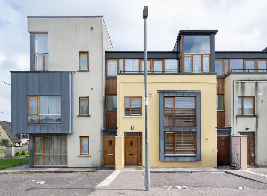 72 Coppingers Acre, Bantry Park Road, Churchfield, T23RP03