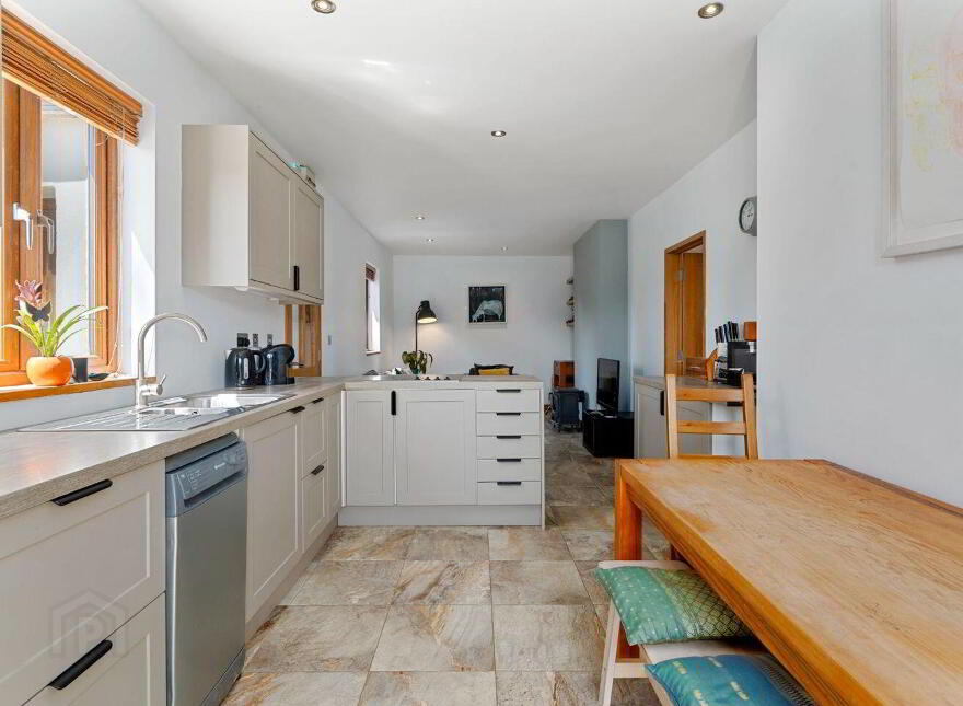 Curravohill, Nohoval, P17R284