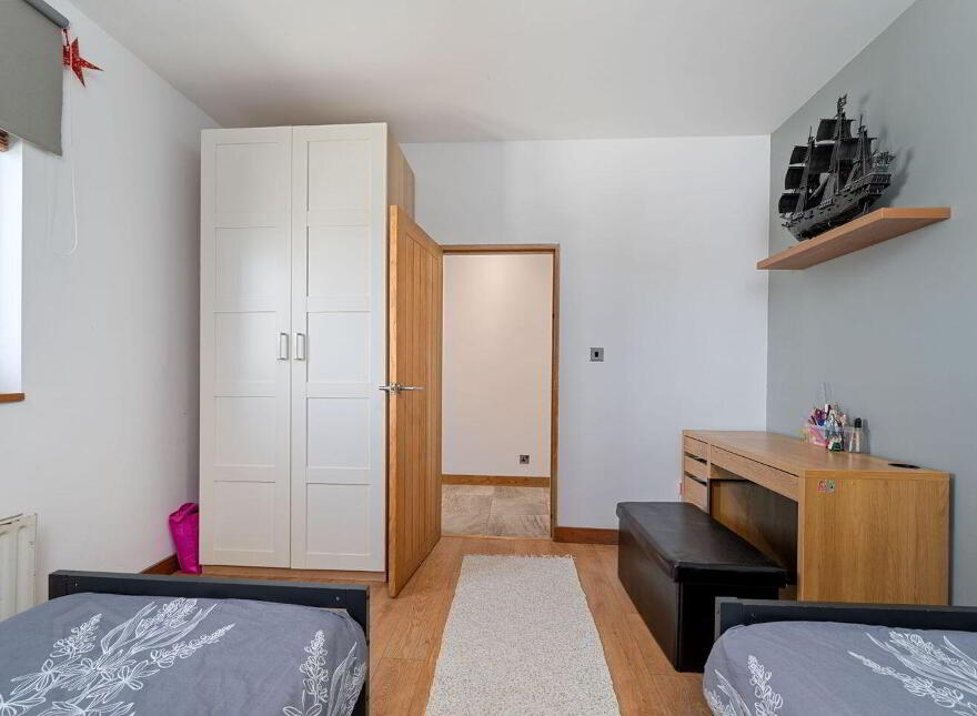 Curravohill, Nohoval, P17R284