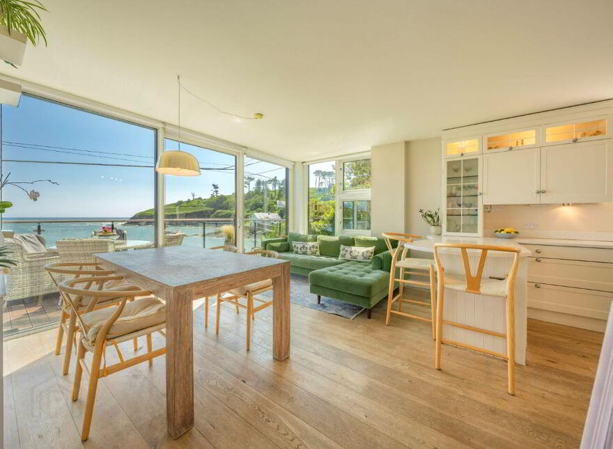 Seaglass, Ardkilly, Sandycove, Kinsale, P17HY42