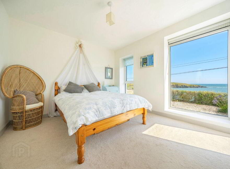 Seaglass, Ardkilly, Sandycove, Kinsale, P17HY42