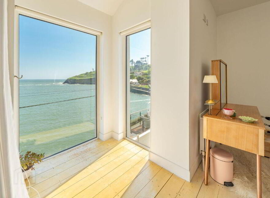 Seaglass, Ardkilly, Sandycove, Kinsale, P17HY42