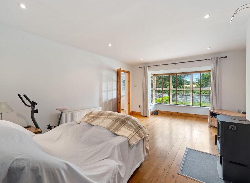 1 The Meadows, Belgooly, P17F765