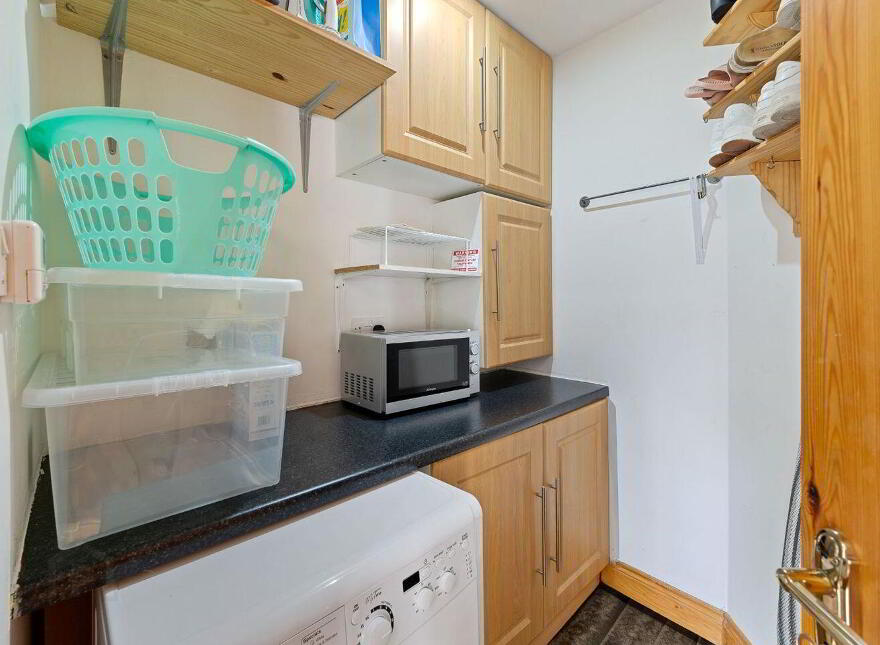 1 The Meadows, Belgooly, P17F765