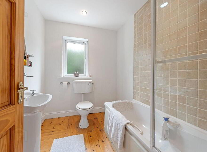 1 The Meadows, Belgooly, P17F765