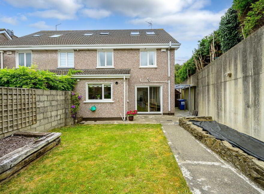 1 The Meadows, Belgooly, P17F765